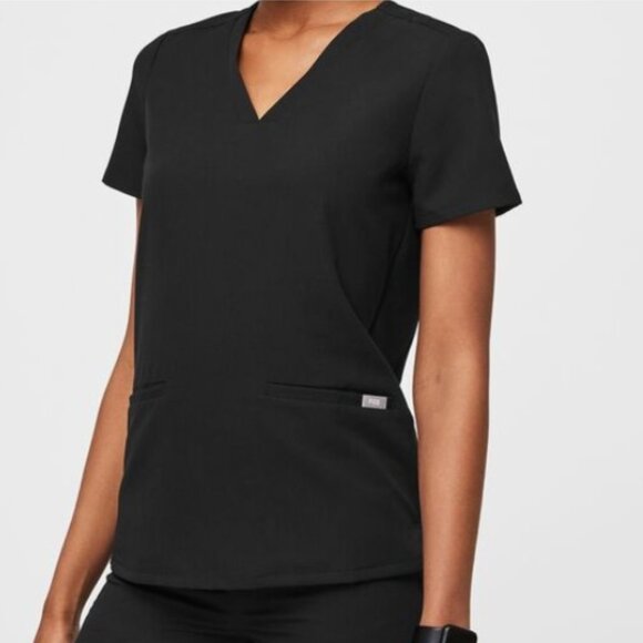 Figs Tops - FIGS Black Short Sleeve Casma Three Pocket Scrub Top XS Scrubs Nursing Nurse